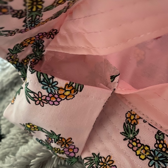 Artist Collective Bucket Hat NWT - Picture 2 of 3